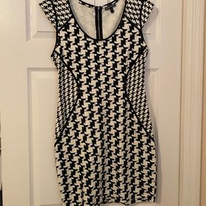 White and Black Express Dress! Like New!